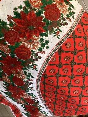 Holiday Tablecloth - Holiday Home